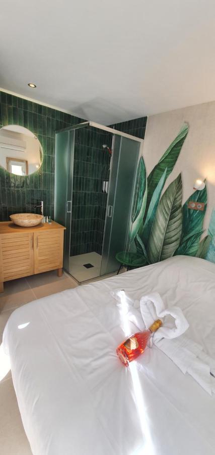 Appartement L'Acqua Dolce - La Rochelle - île de Ré - Jacuzzi Extérieur photo